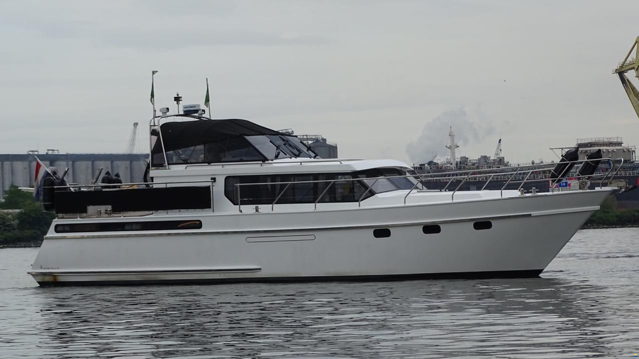 Wim van der Valk Super Falcon 45 Valkkruiser