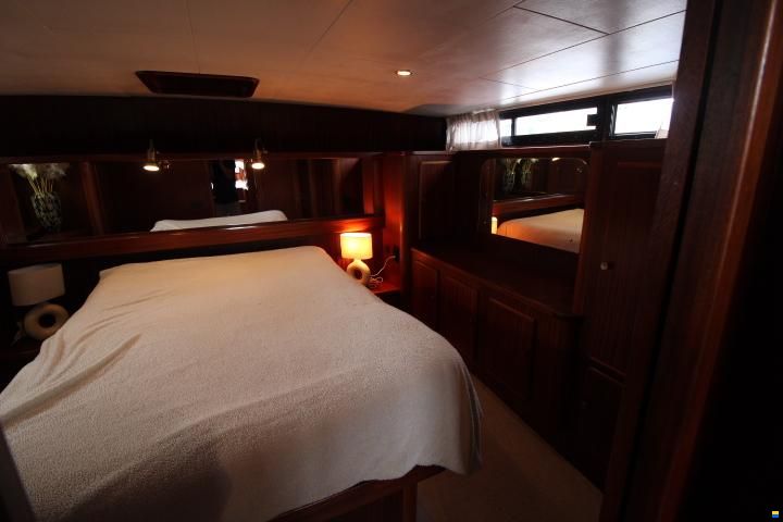 Wim van der Valk Valkkruiser Super Falcon 45 Valkkruiser