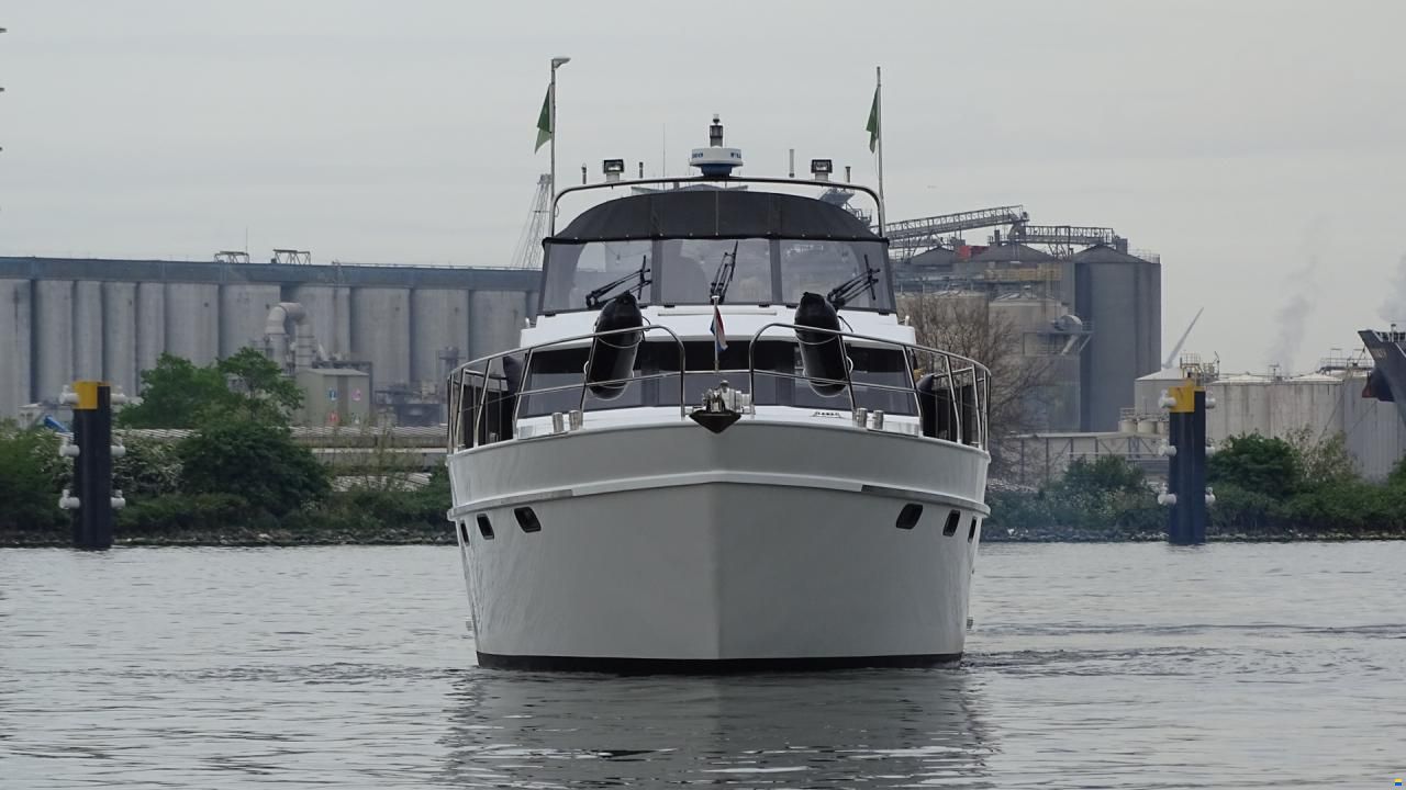 Wim van der Valk Super Falcon 45 Valkkruiser