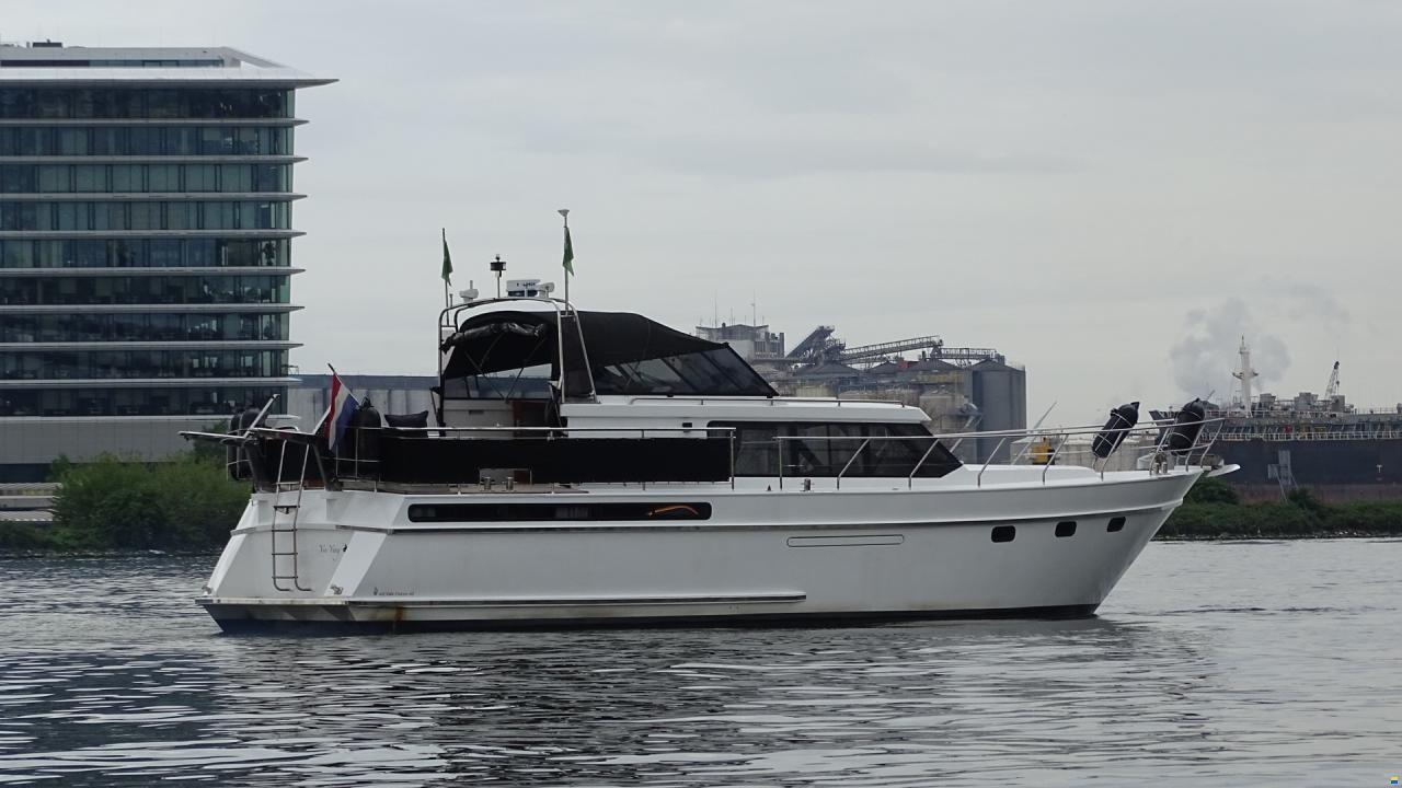 Wim van der Valk Super Falcon 45 Valkkruiser