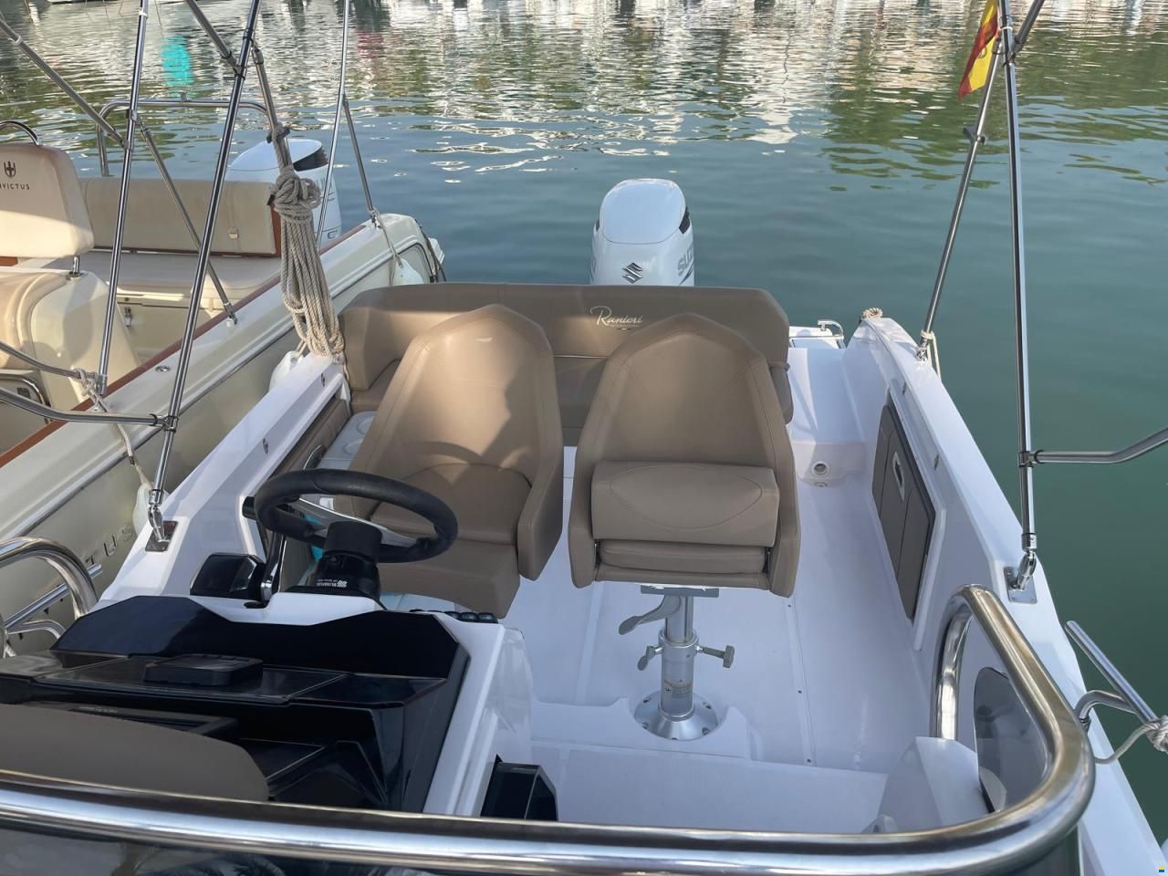 Ranieri Boat Next 240 SH