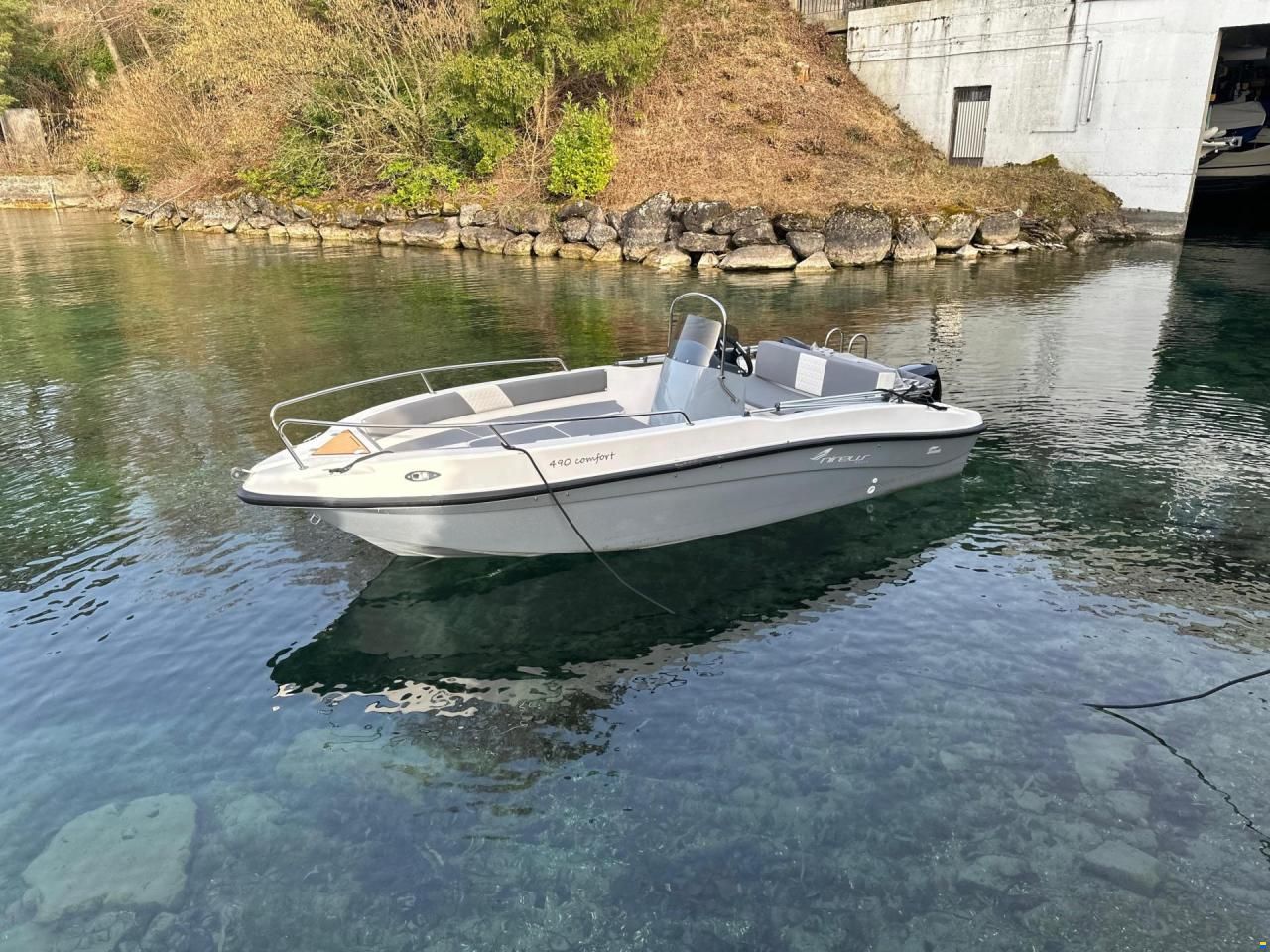 Nireus 490 Comfort