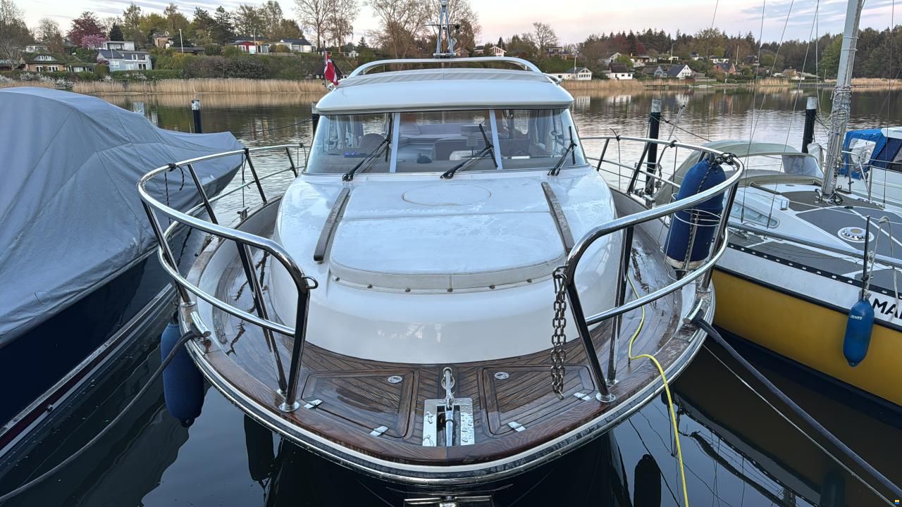 Marex 370 Aft Cabin Cruiser