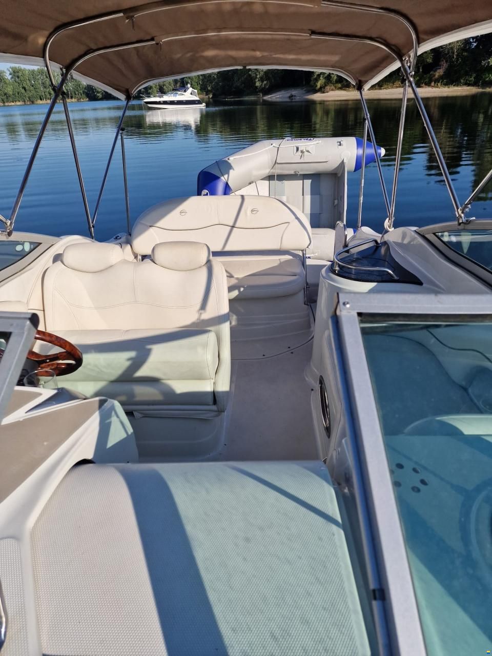 Crownline 250