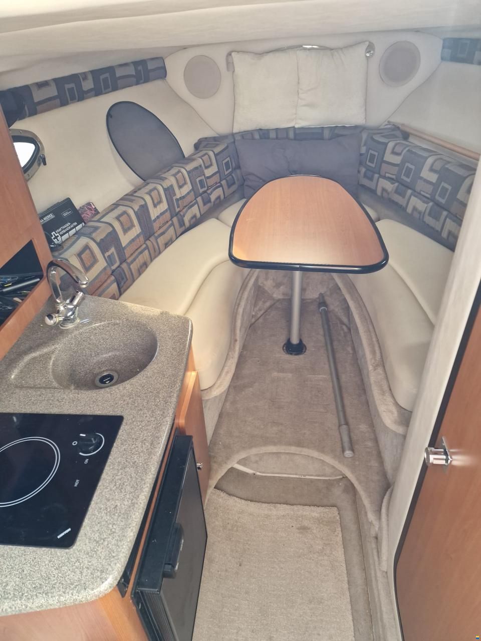 Crownline 250