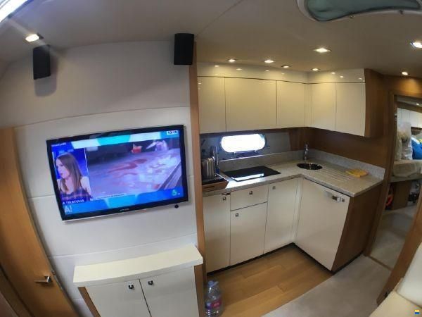Sunseeker Portofino 48