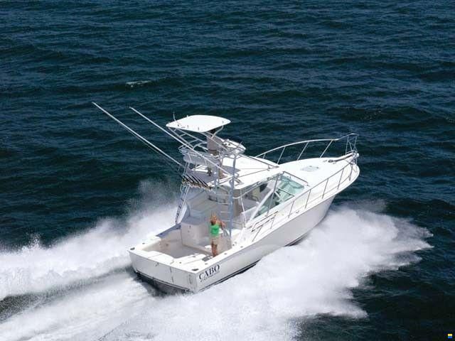 Cabo 32 Express Tuna  Tower