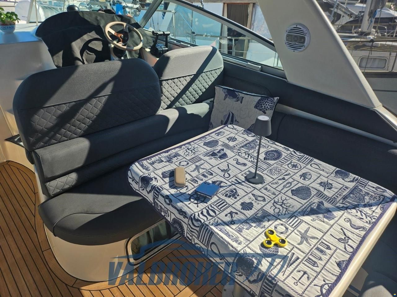 Monterey Boats 322 Cruiser