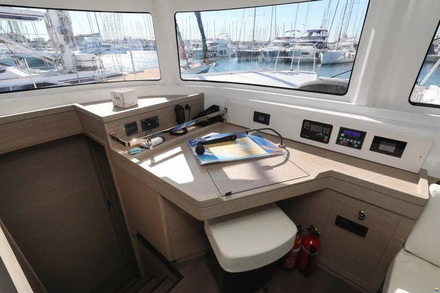 Groupe Beneteau Lagoon 46