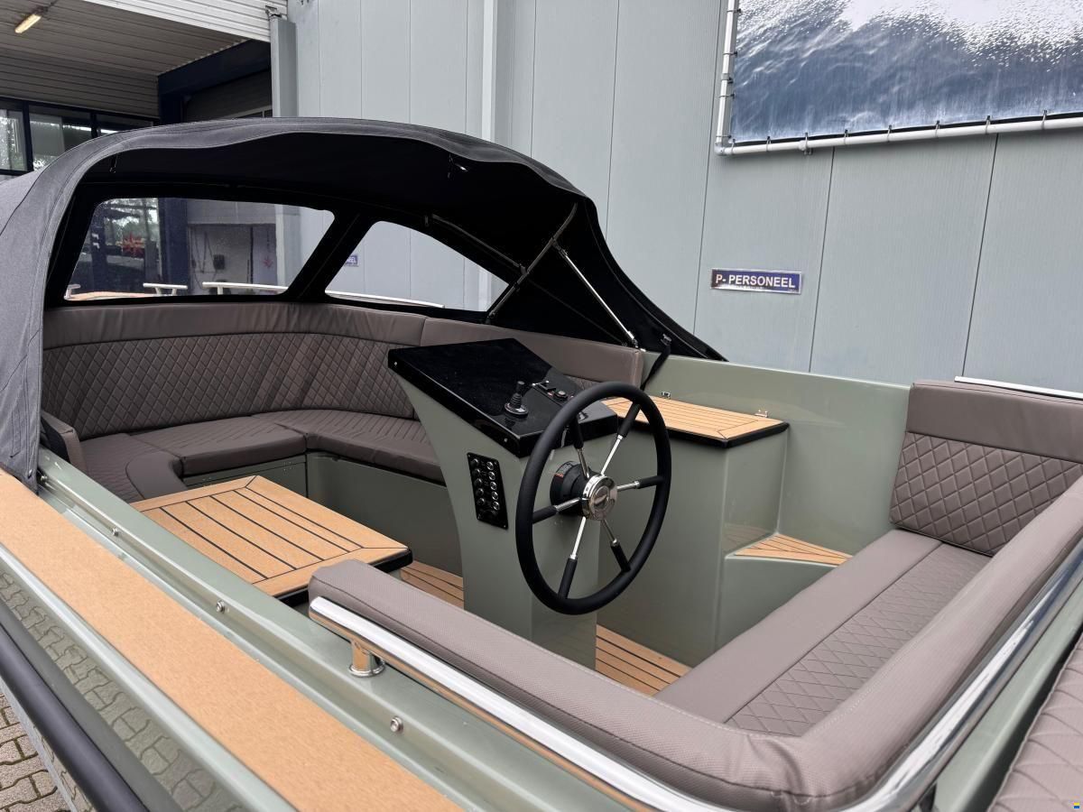 Maxima 630 Tender met boegschroef op voorraad!