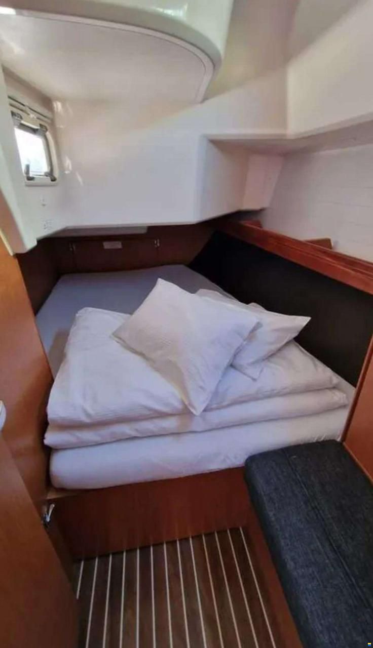 Bavaria 37 CRUISER
