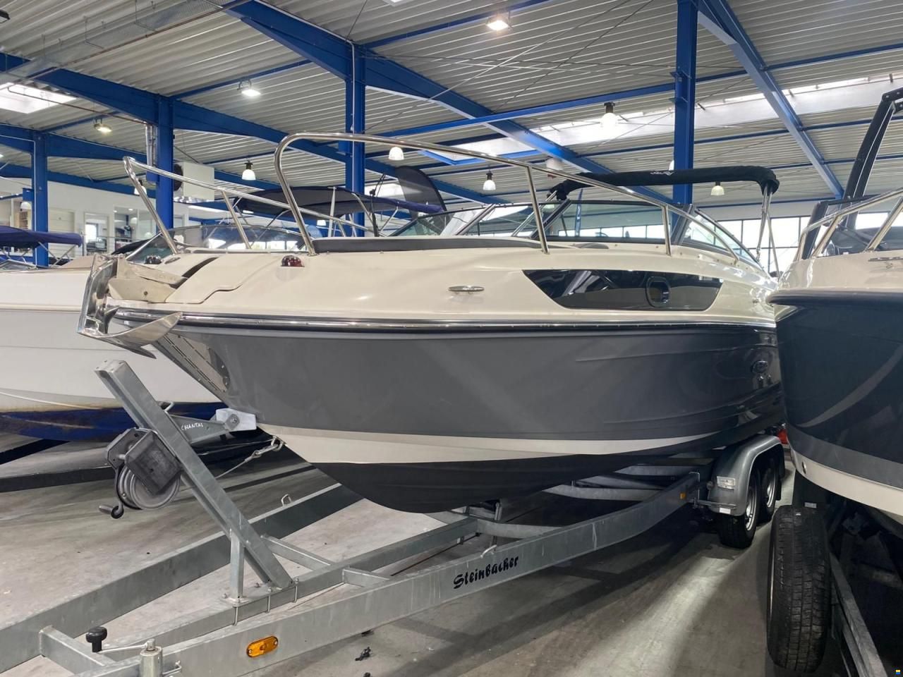 SEARAY SeaRay 230 SSE
