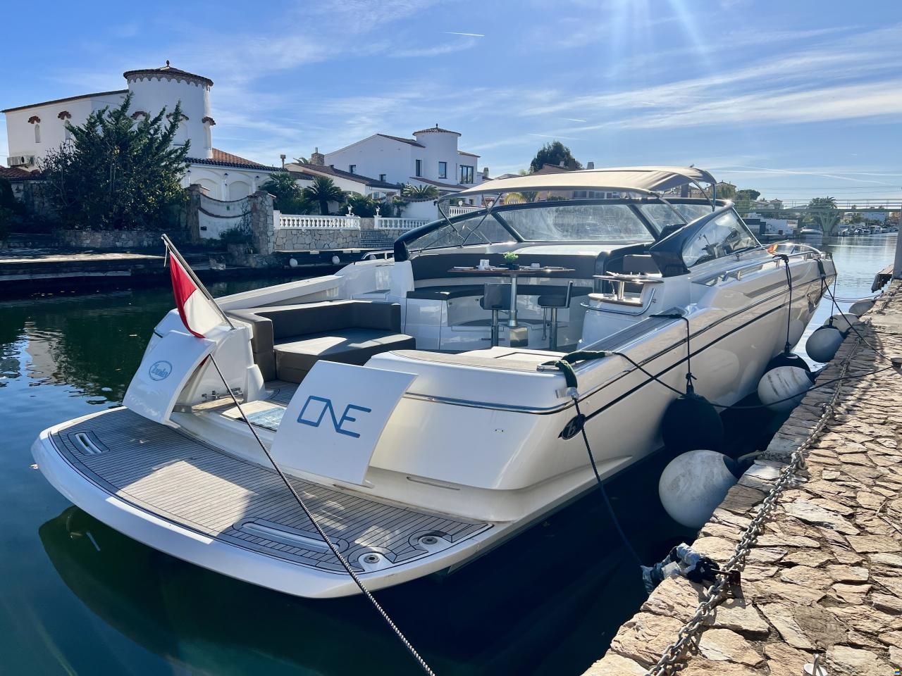 Baia One 43