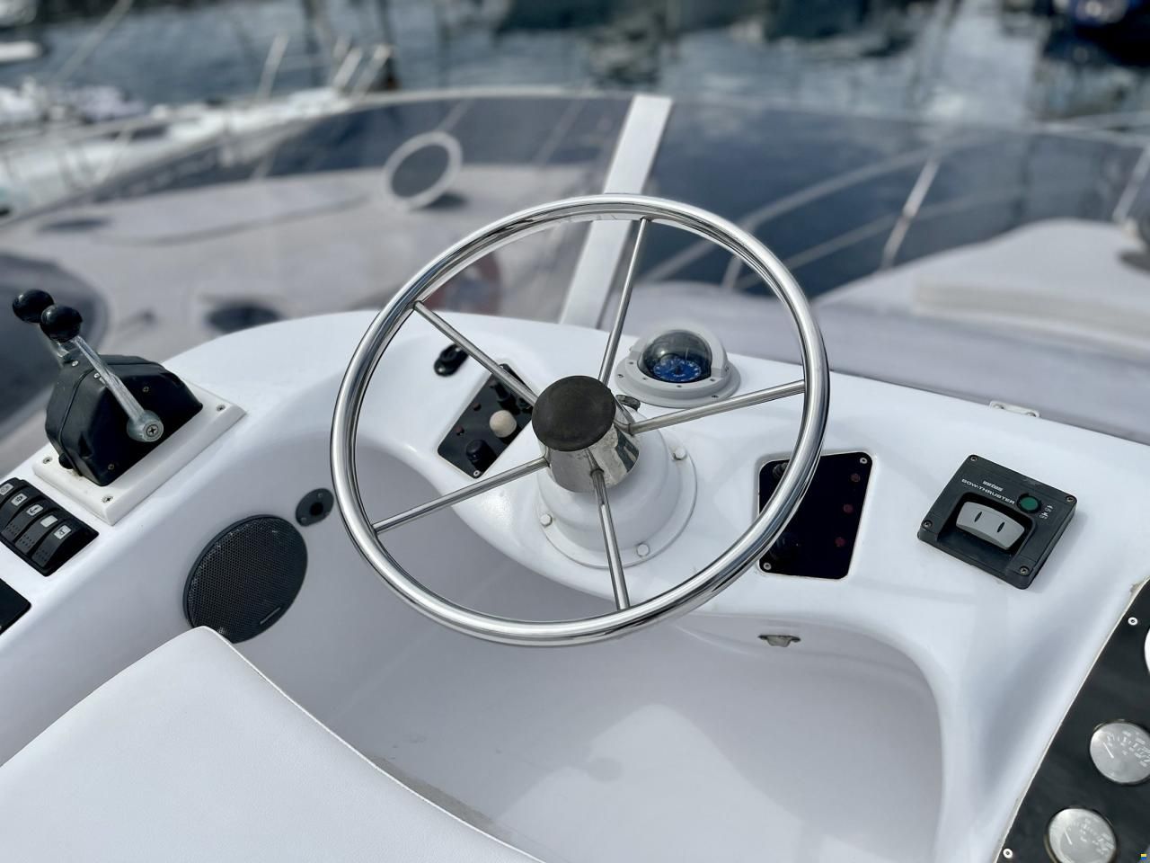 Genesis 37 Flybridge