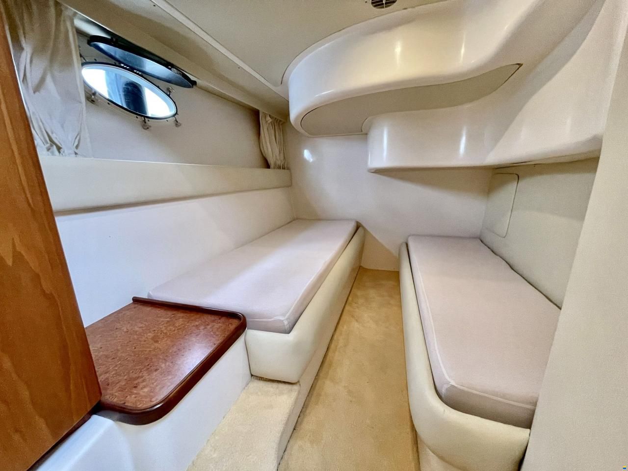 Genesis 37 Flybridge