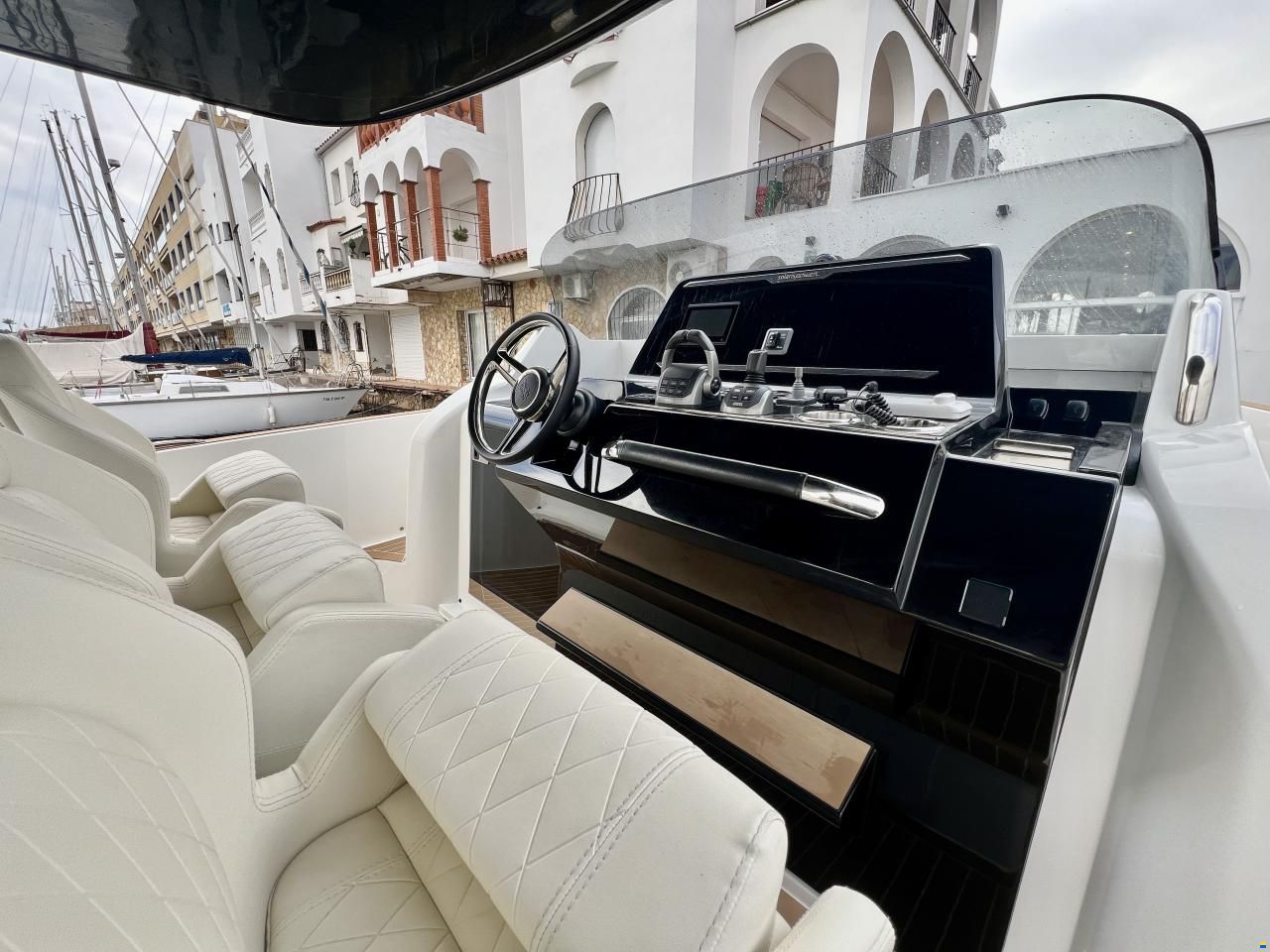Solaris Power 40 Open