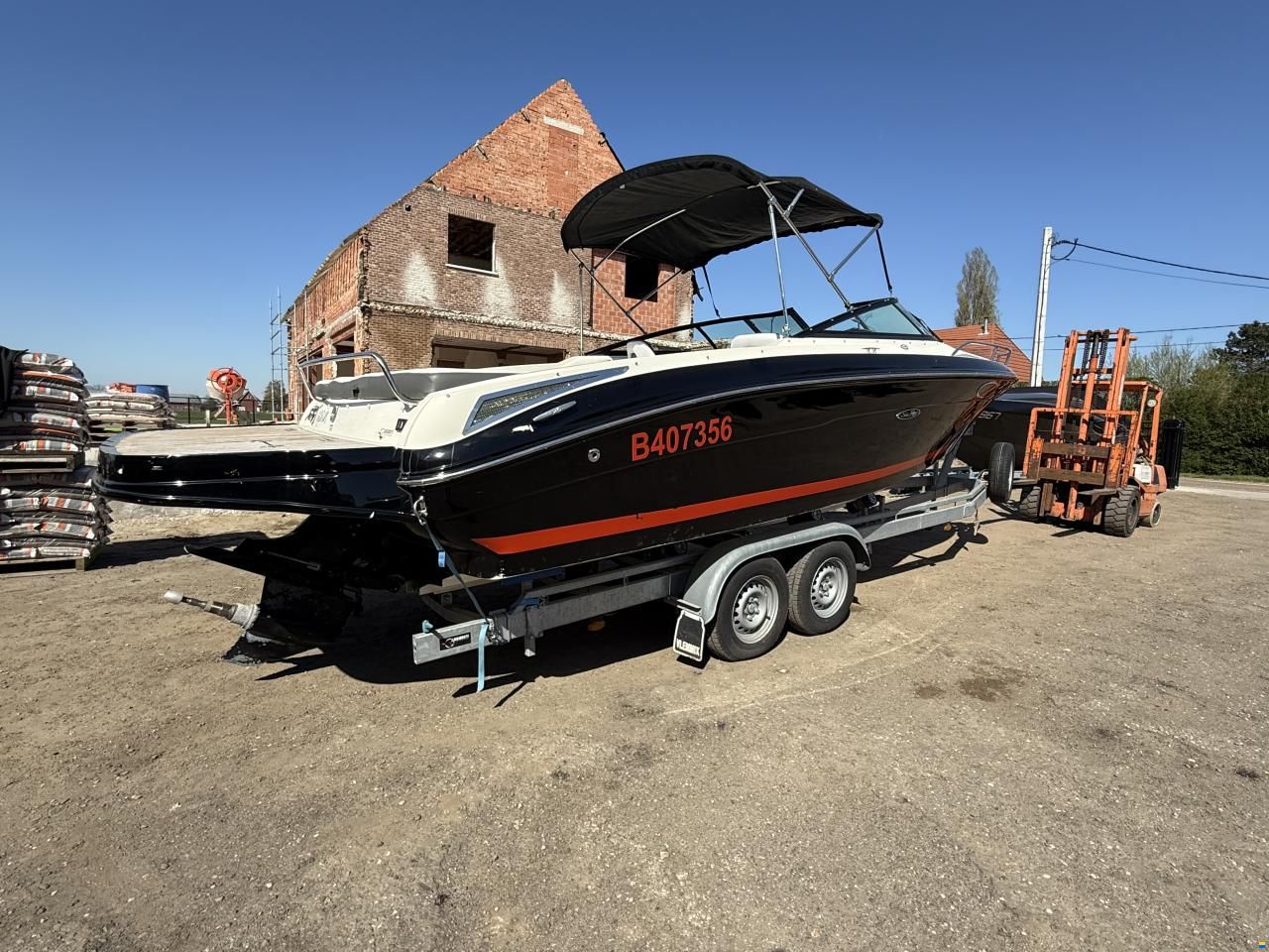 Sea Ray 240 SunSport