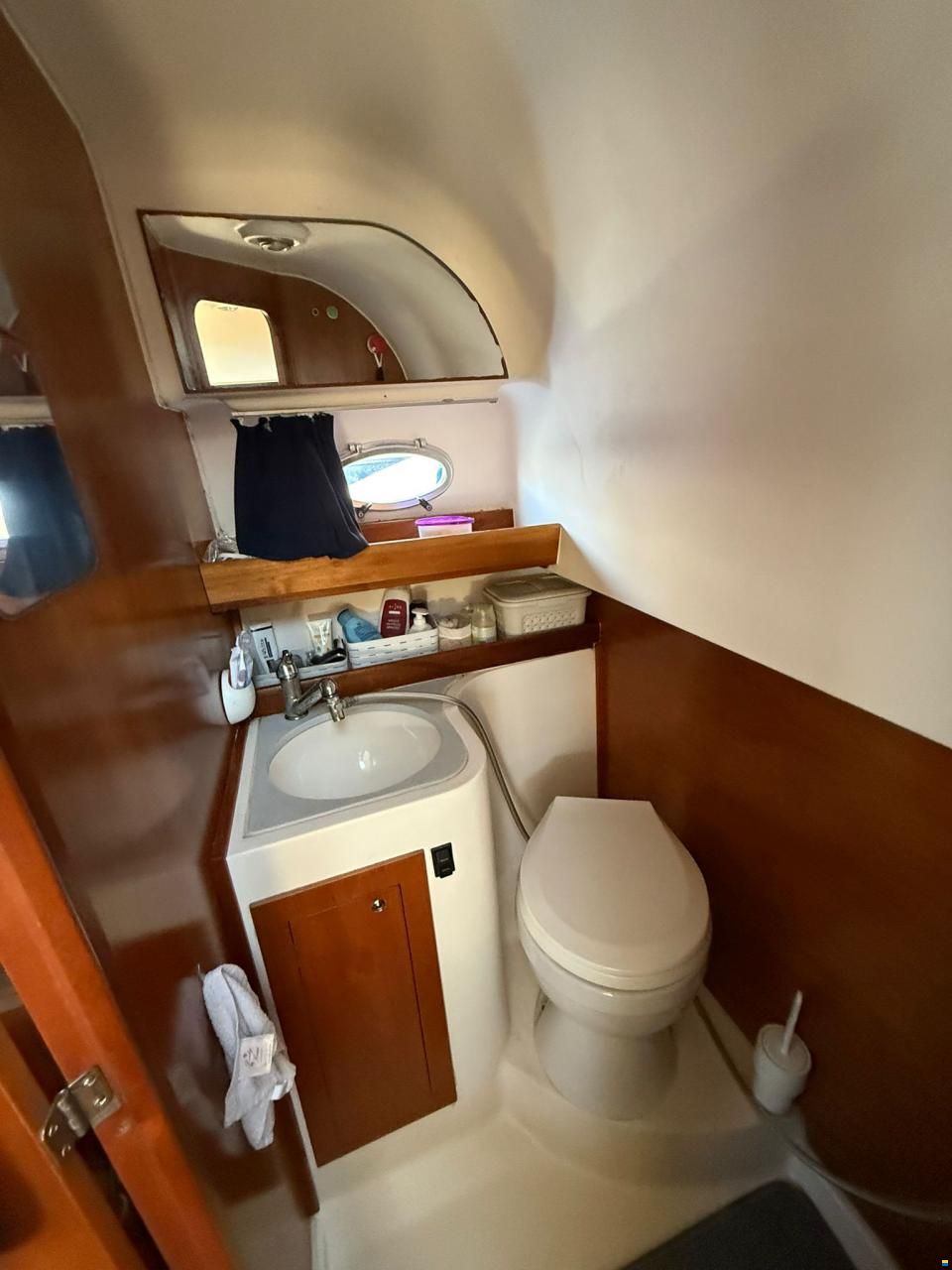 Man&ograve; 28.50