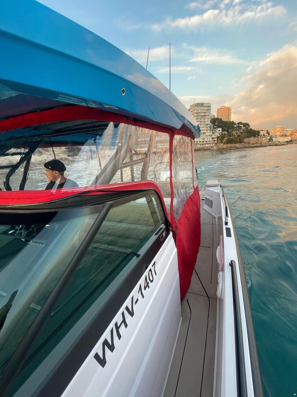 Axopar 37 Sun-Top