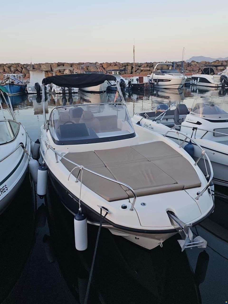 Quicksilver 675 Sundeck