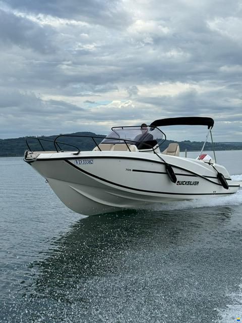 Quicksilver 705 Open