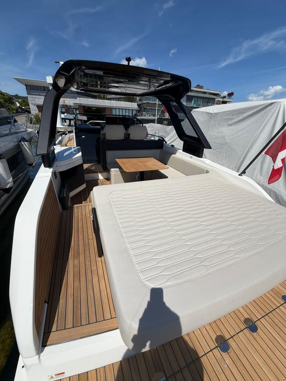 Cranchi A32 Luxury Tender