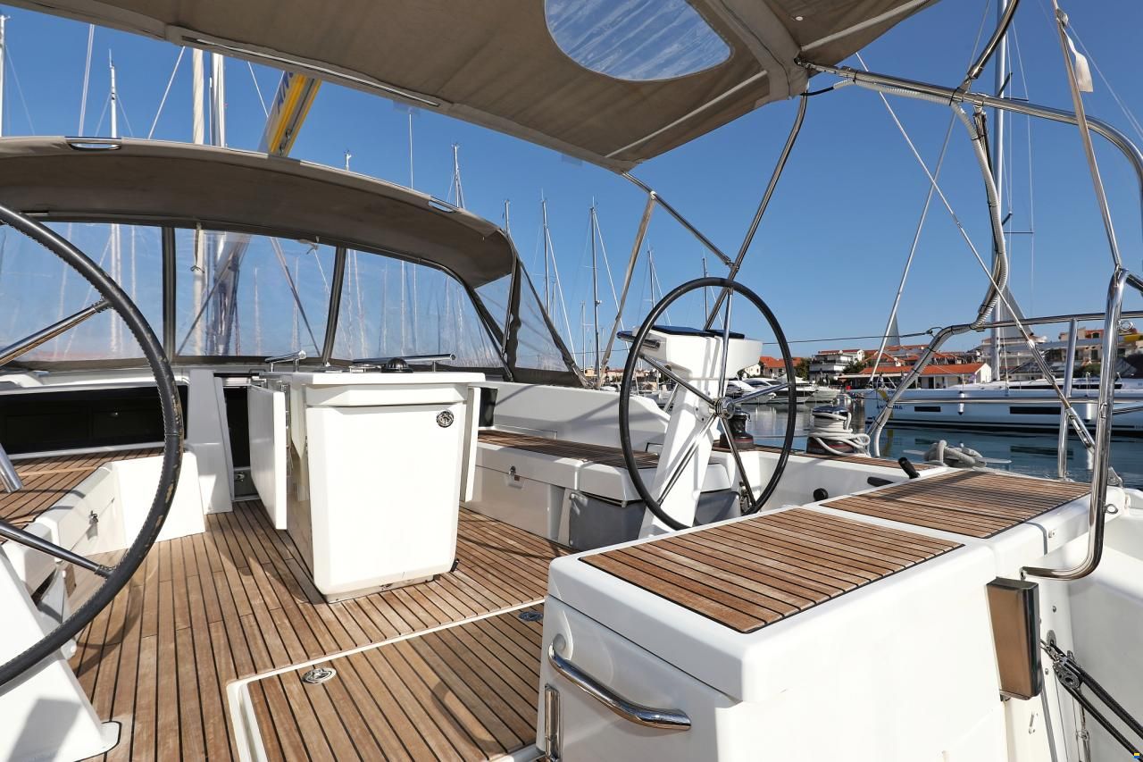 Beneteau Oceanis 46.1