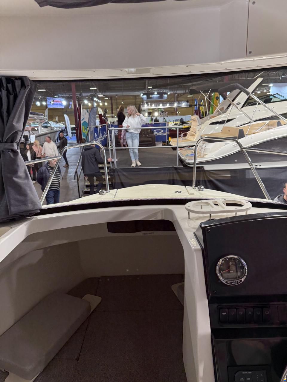 Quicksilver Pilothouse 625