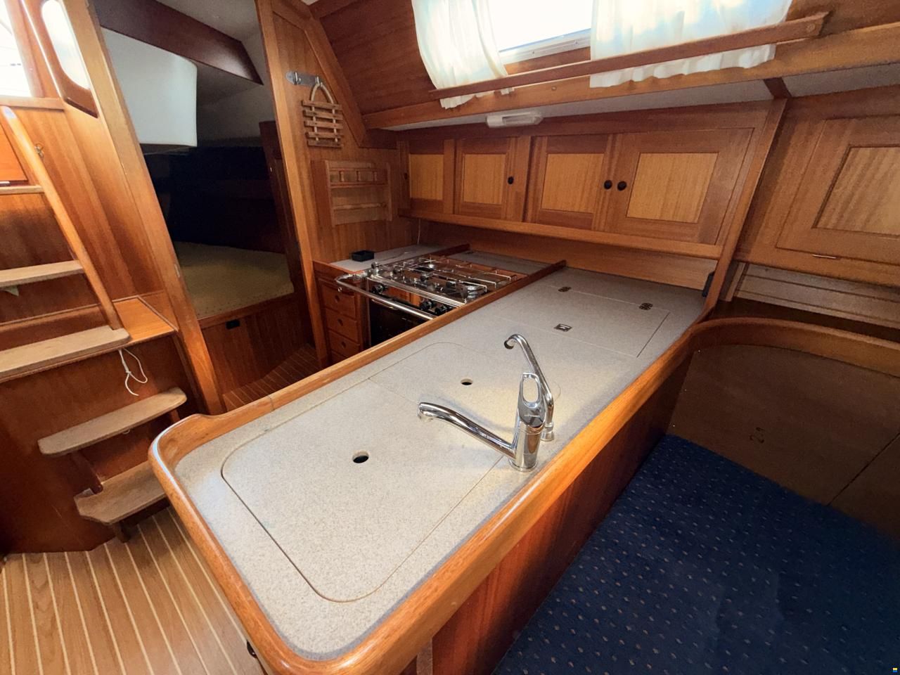 Arcona 38