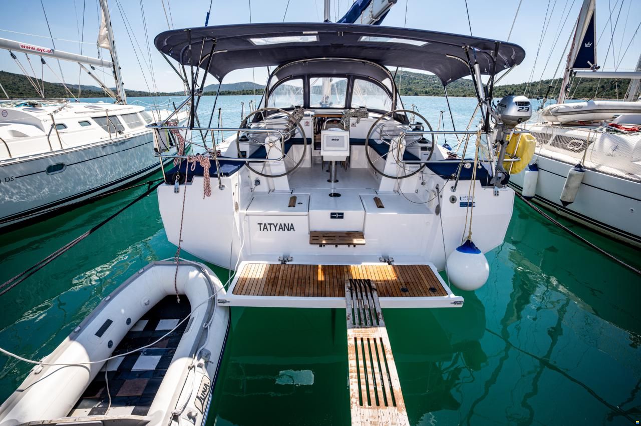 Bavaria C42