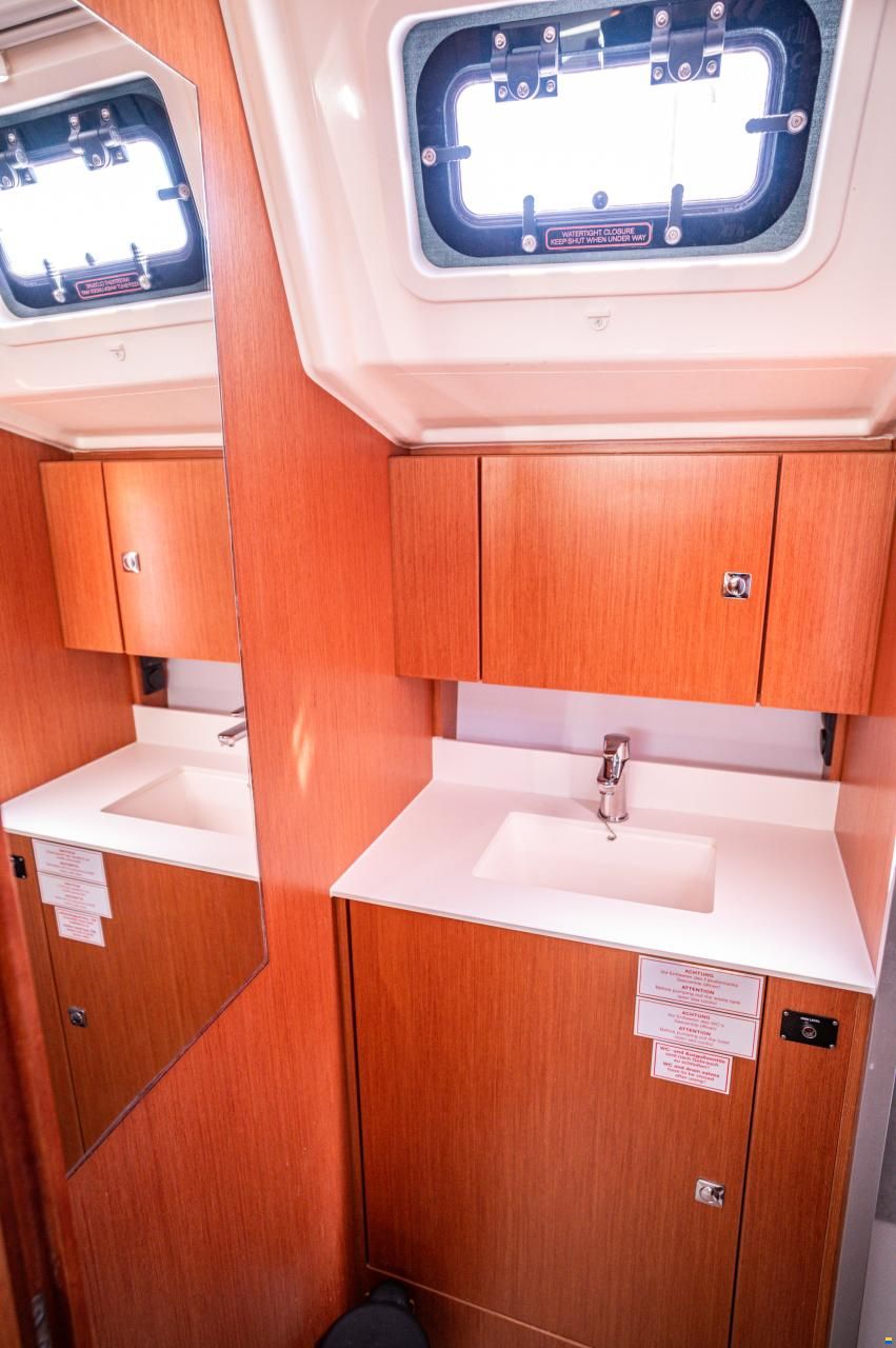 Bavaria C42