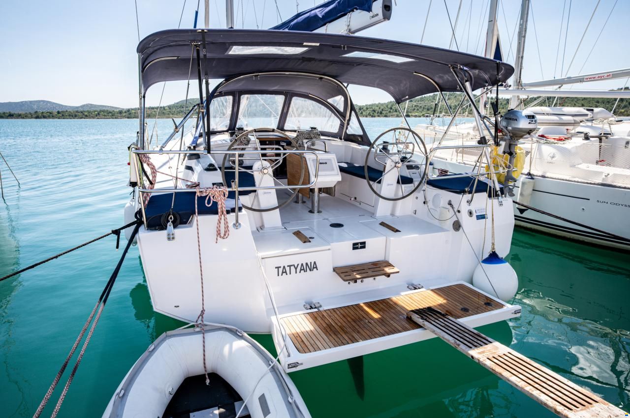 Bavaria C42
