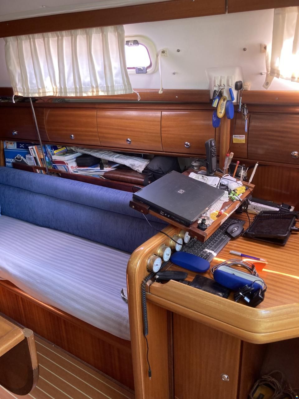 Bavaria 32