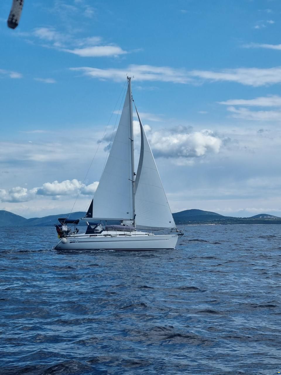 Bavaria 32