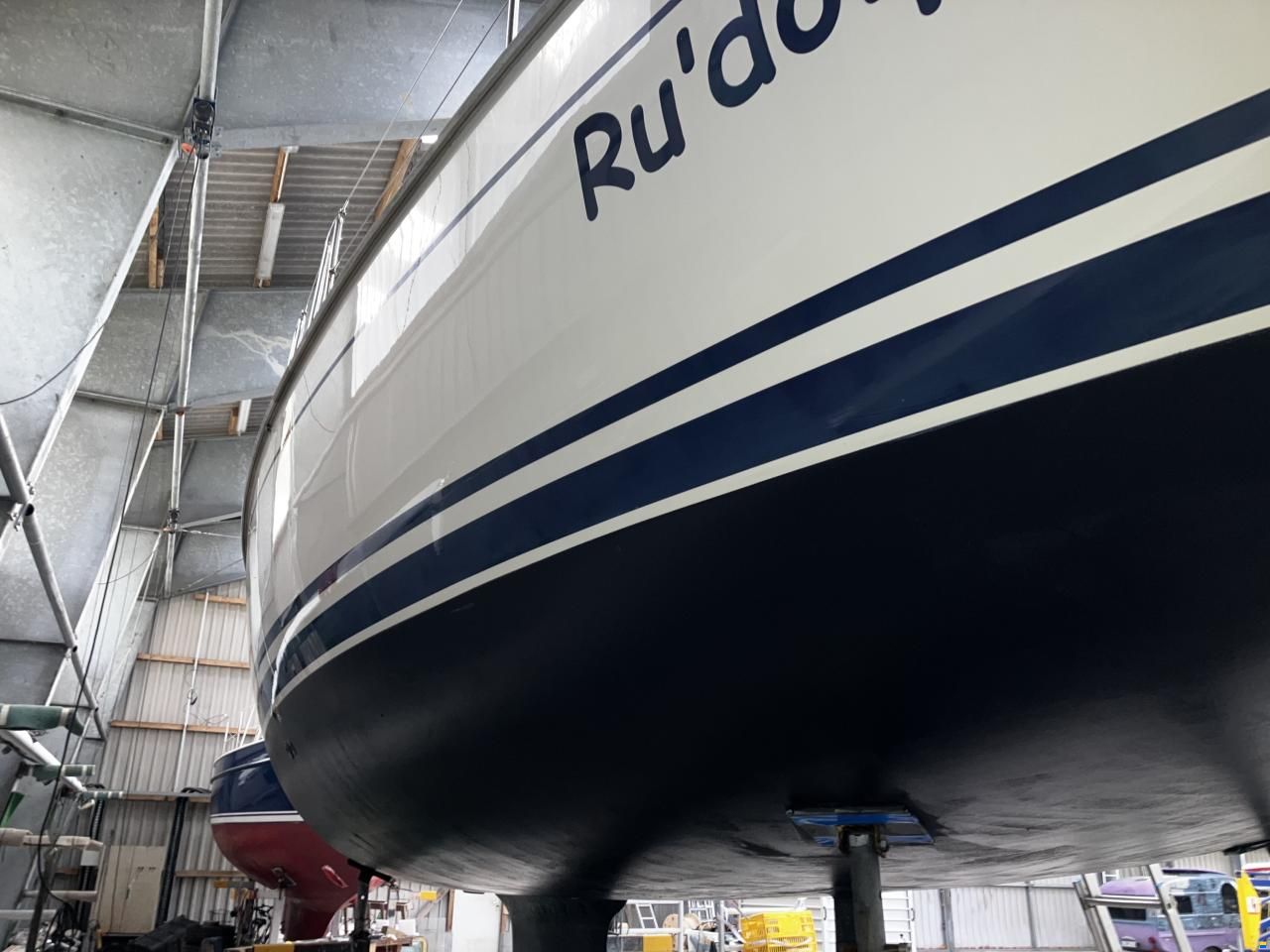 Hanse 371