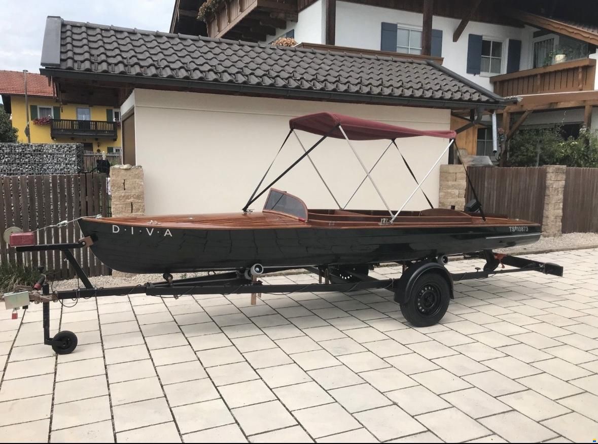 Eigenbau Elektro Holzboot