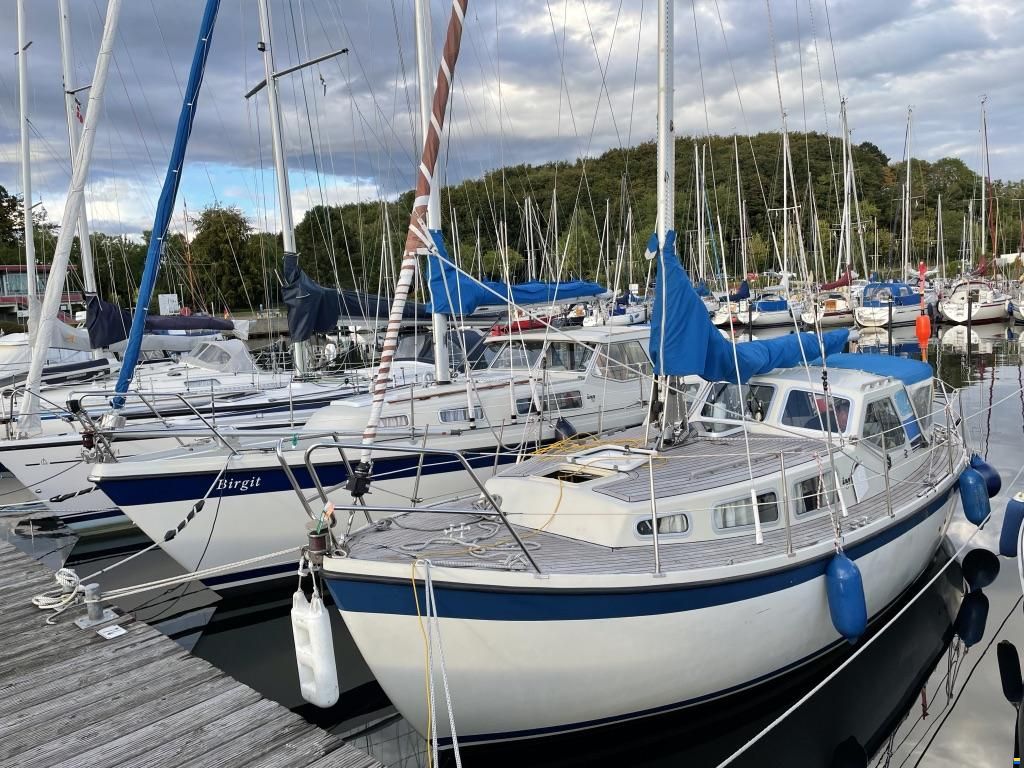 LM Boats 27