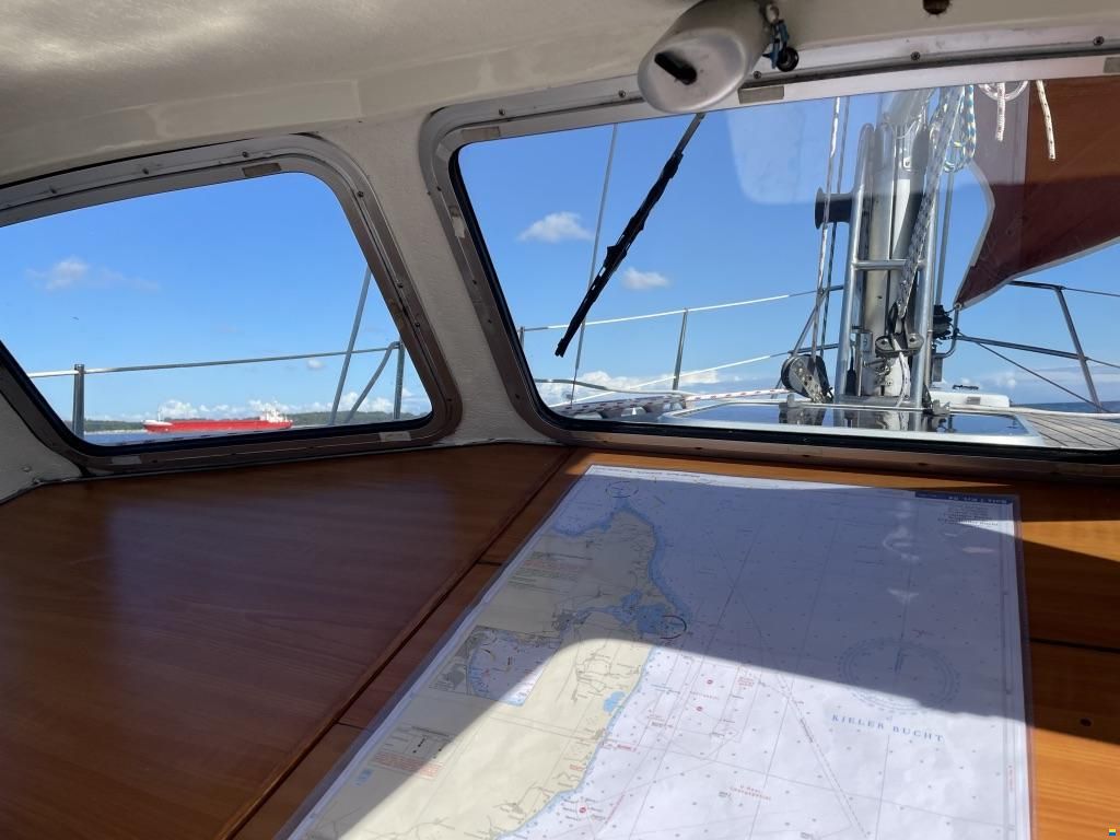 LM Boats 27