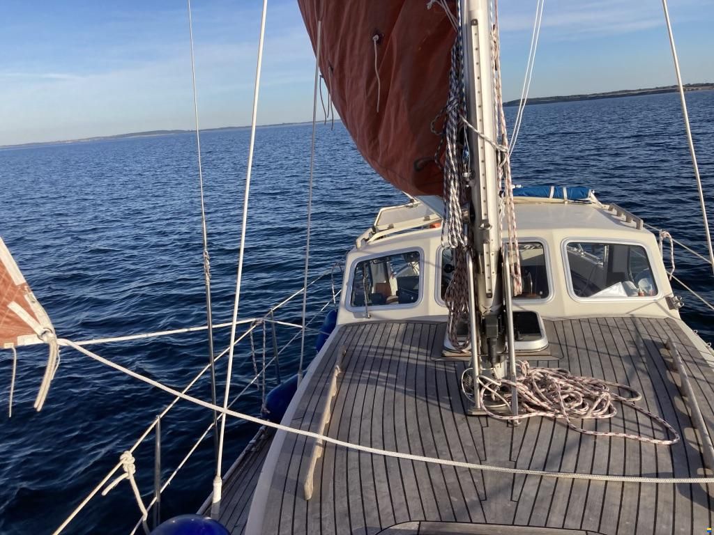 LM Boats 27