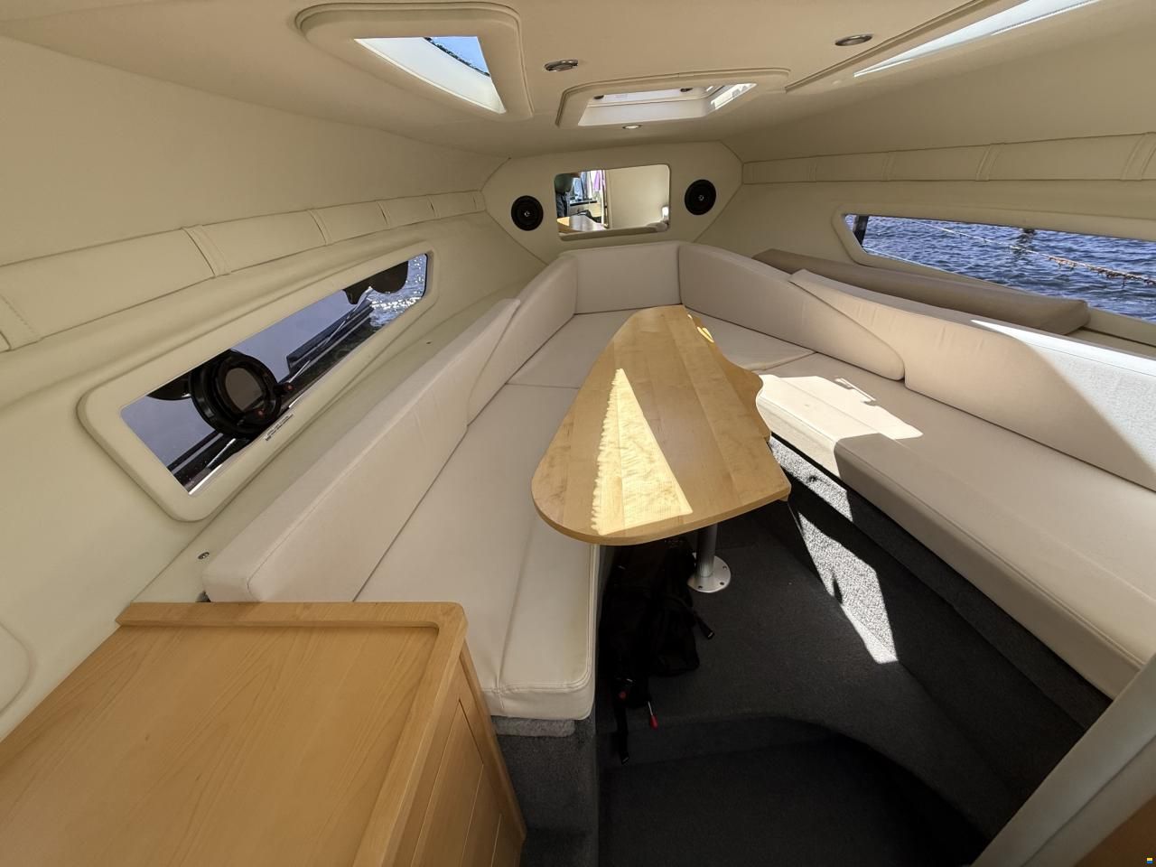 Bayliner 842 Cuddy