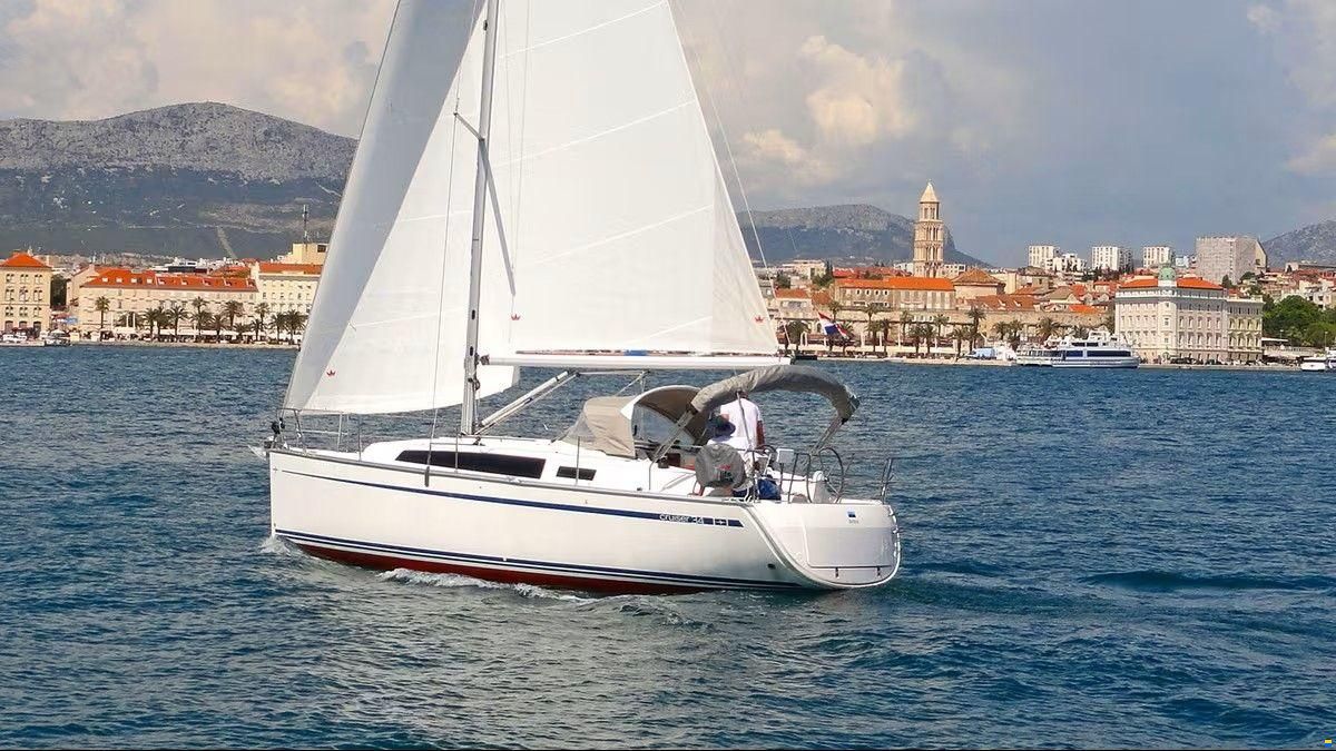 Bavaria Cruiser 34