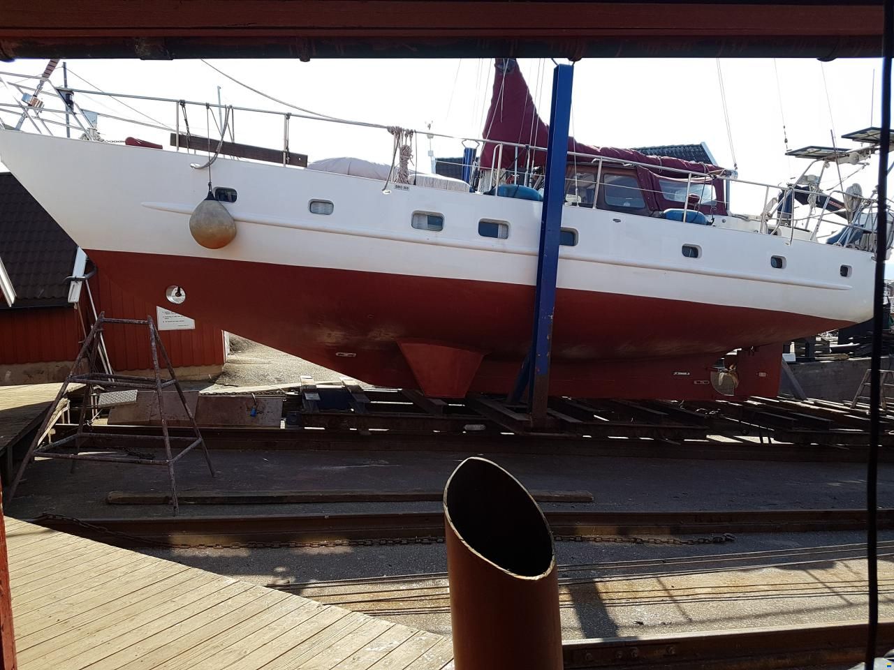 Jade Clipper