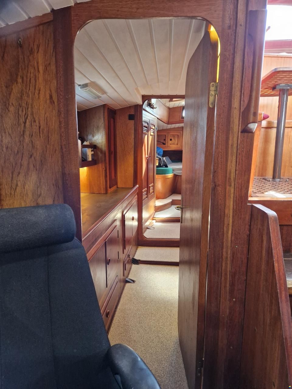 Jade Clipper