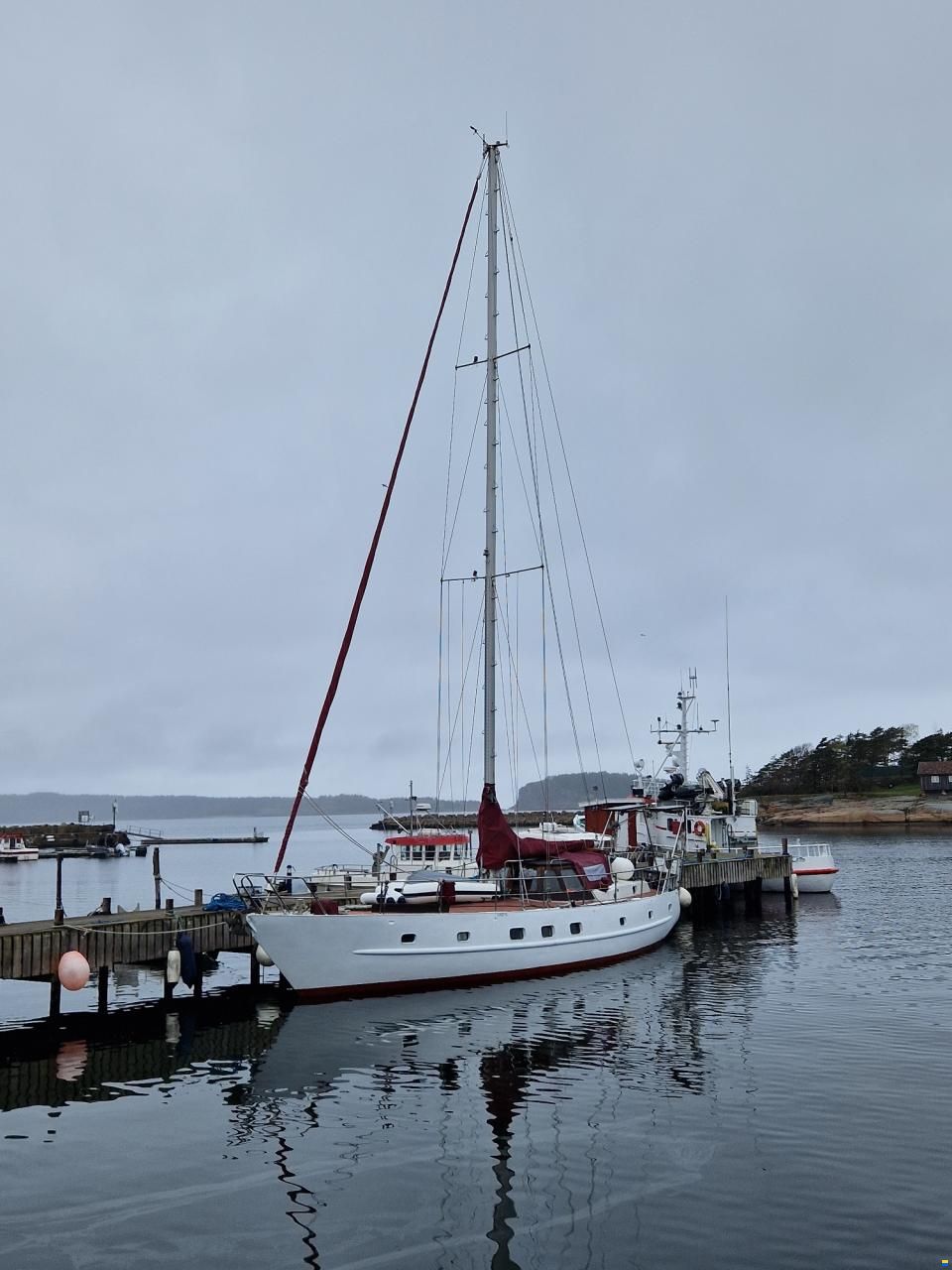 Jade Clipper