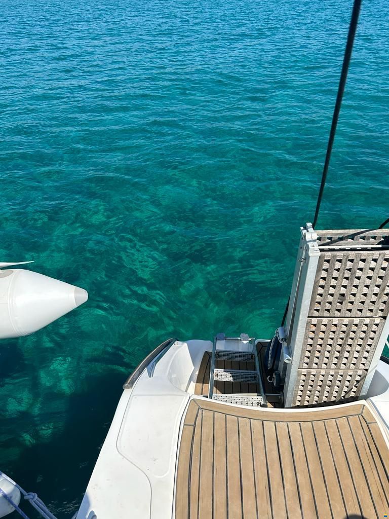 Fountaine Pajot Lavezzi 40