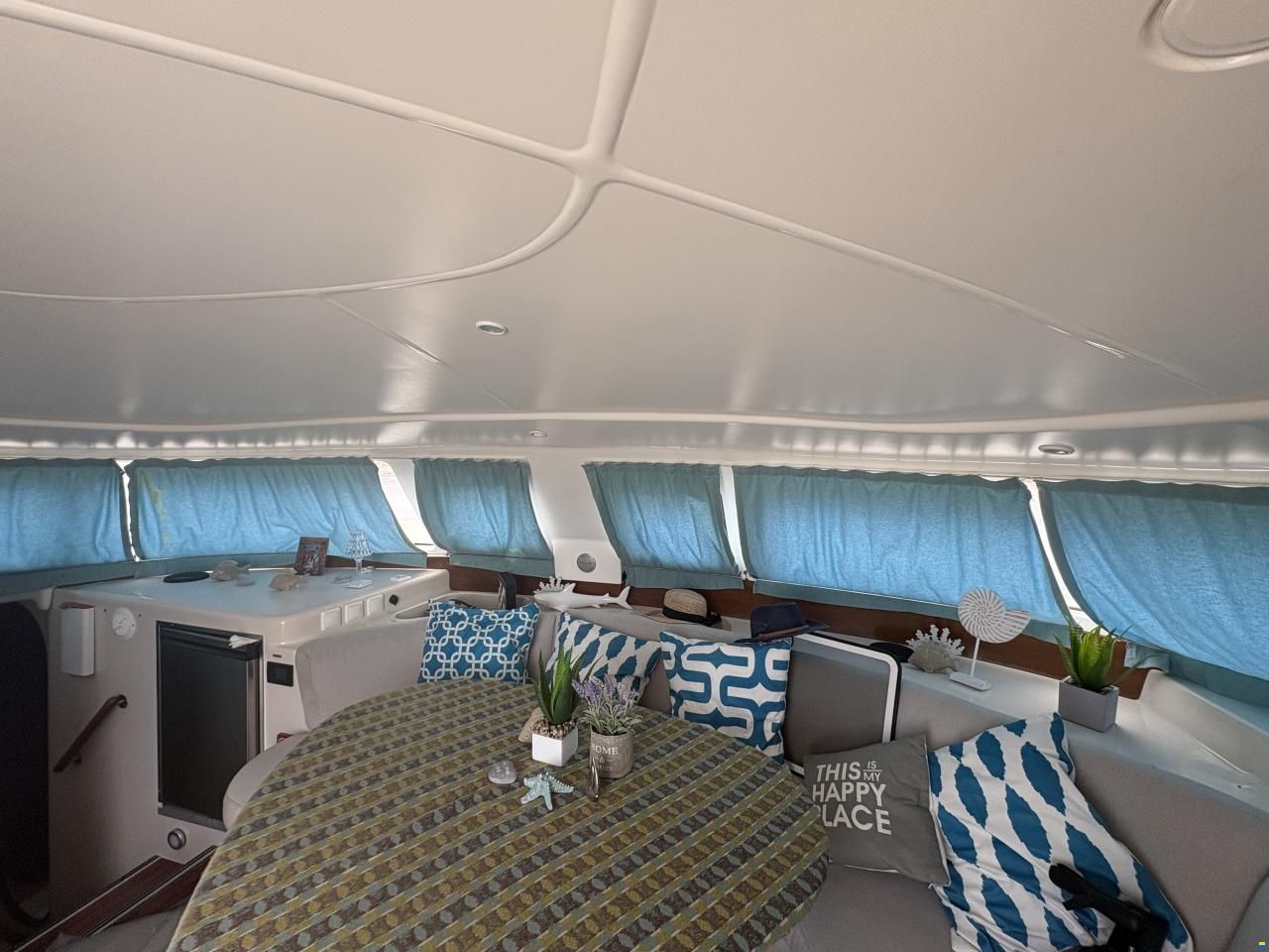 Fountaine Pajot Lavezzi 40