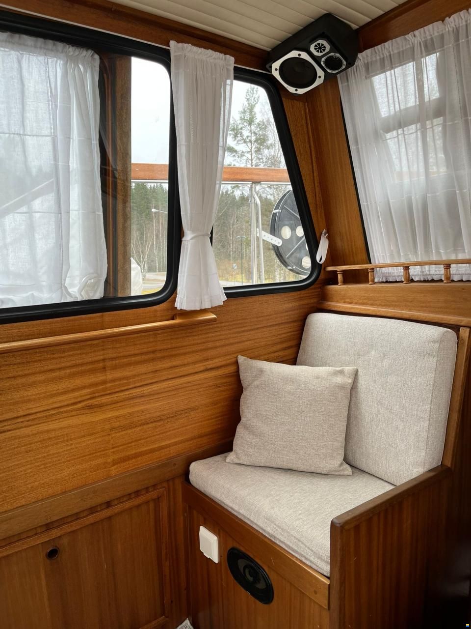 Nauticat 33