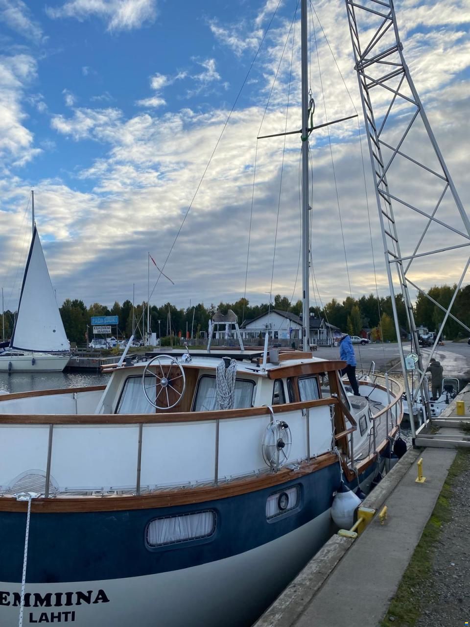 Nauticat 33
