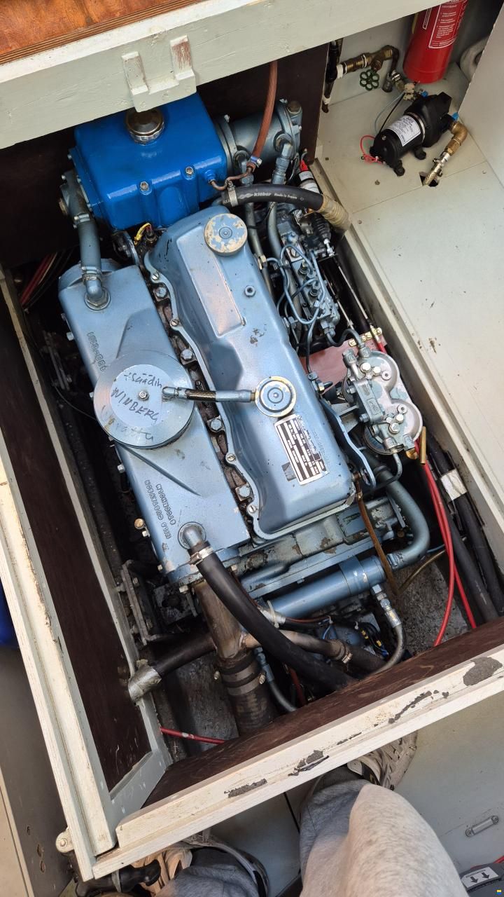 Nauticat 33