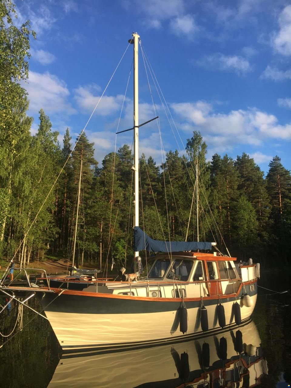Nauticat 33